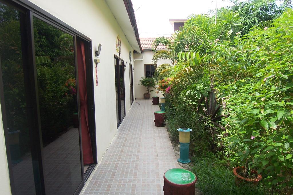Phuket Airport Overnight Hotel Nai Yang Экстерьер фото