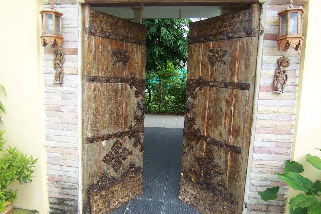 Phuket Airport Overnight Hotel Nai Yang Экстерьер фото