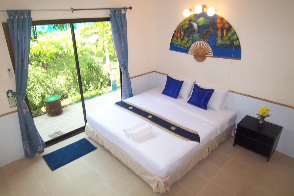 Phuket Airport Overnight Hotel Nai Yang Экстерьер фото