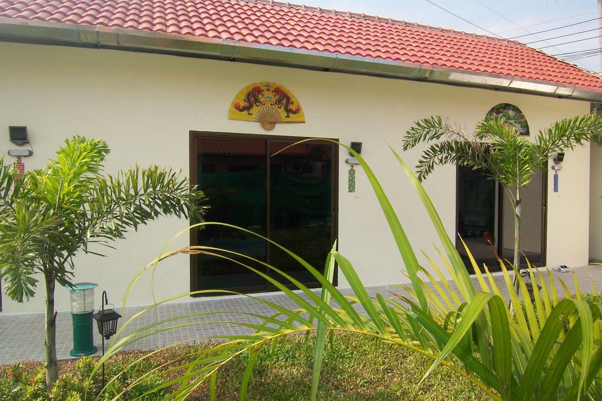 Phuket Airport Overnight Hotel Nai Yang Экстерьер фото